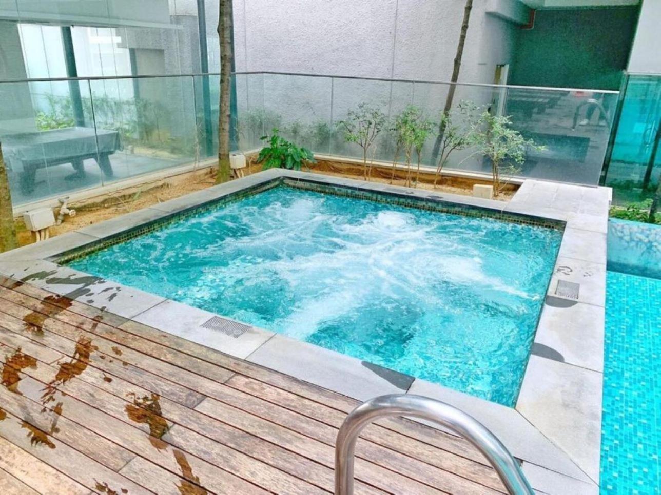 Mercu Summer Suites Klcc By Tasrifa Kuala Lumpur Eksteriør bilde
